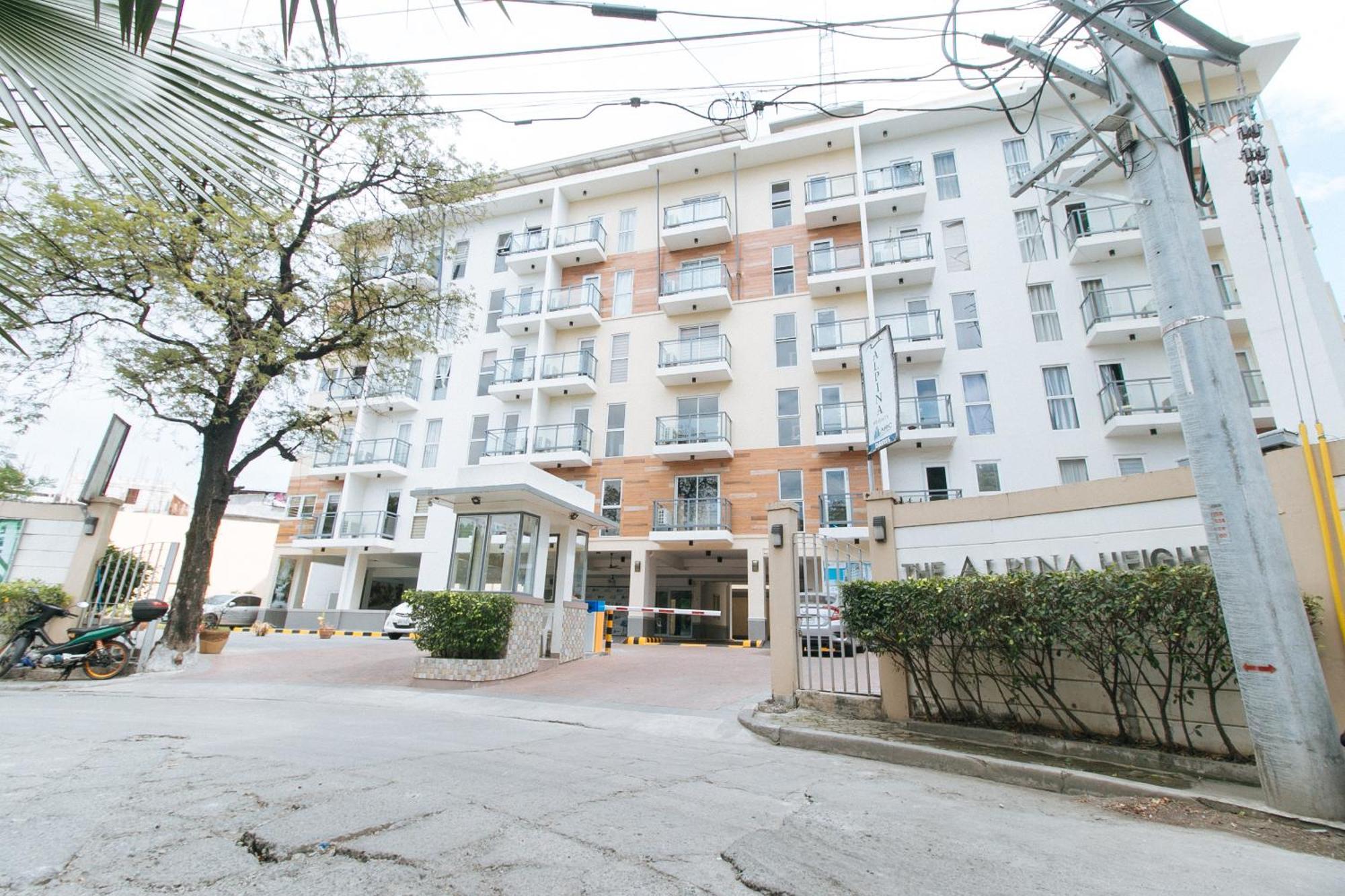 Reddoorz Plus At Alpina Heights Paranaque Paranaque City Eksteriør billede